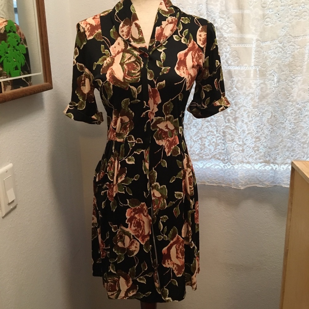 Vintage floral Sally Linn dress